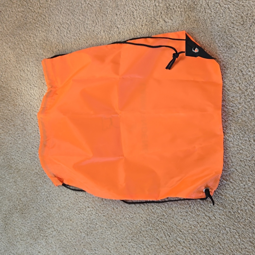 Backpack - Picture 2 of 7